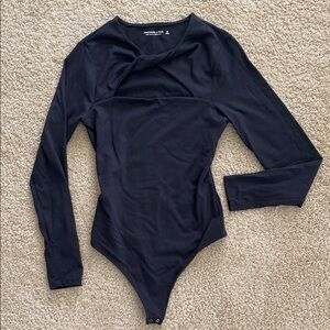 A&F Cutout Black bodysuit Long sleeve Baddie Going Out Top Twist Neck